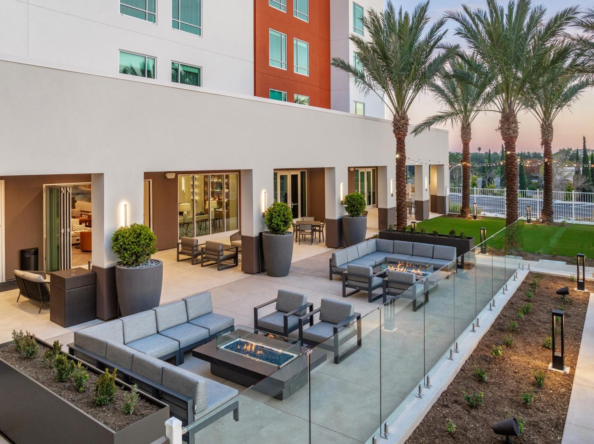 Springhill Suites By Marriott Chula Vista Eastlake Exteriör bild