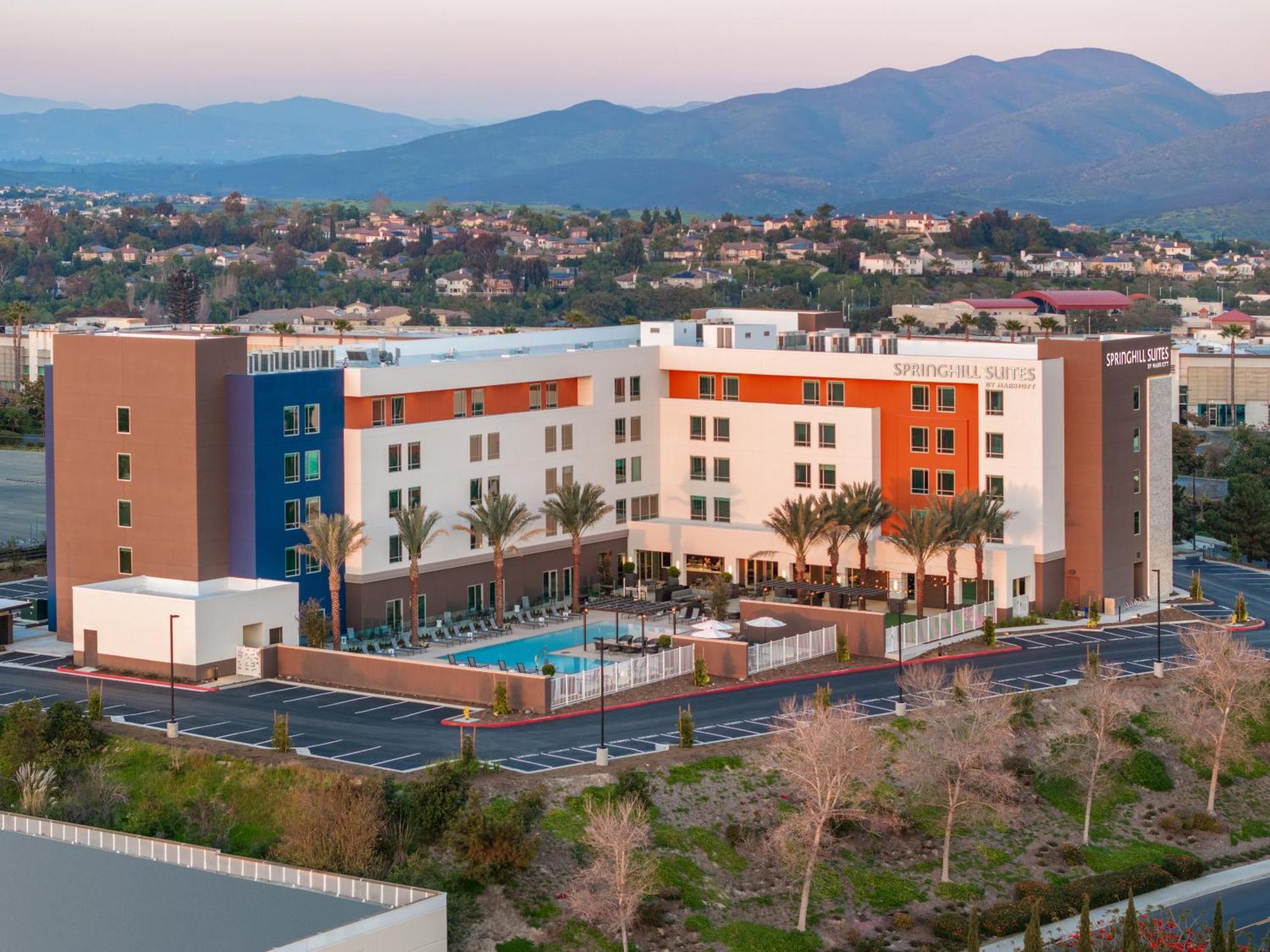 Springhill Suites By Marriott Chula Vista Eastlake Exteriör bild